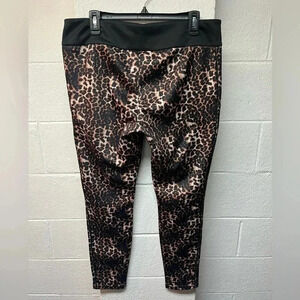 Anna & Ava leopard print leggings